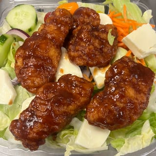 BBQ Chicken Finger Salad